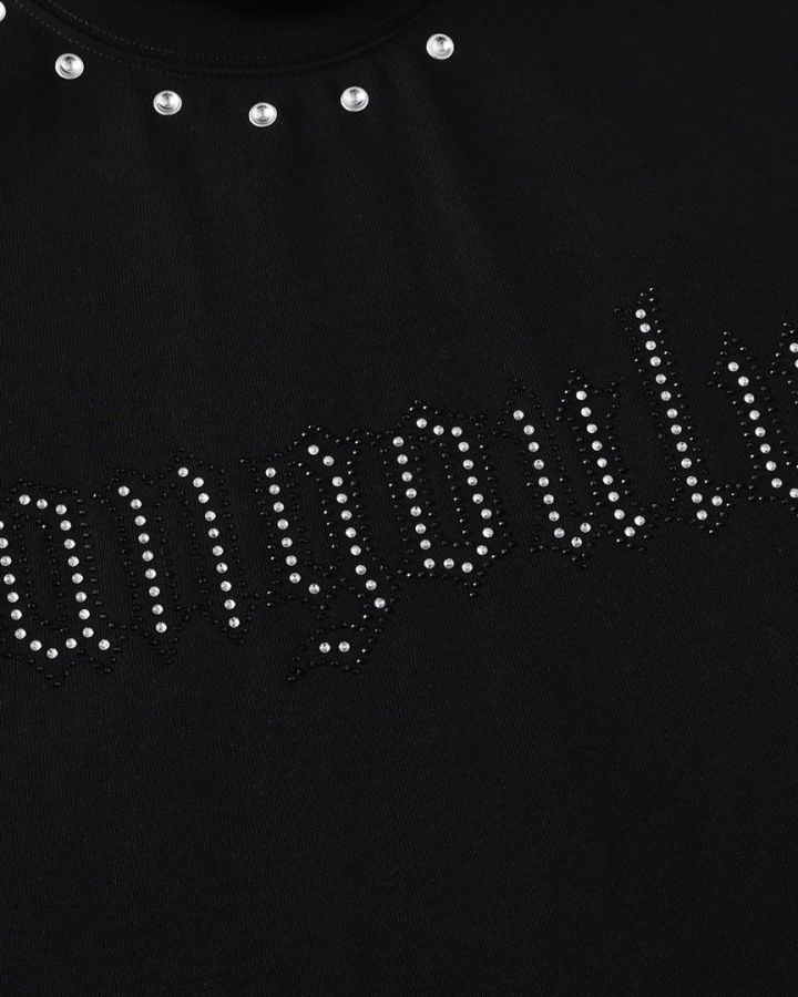 Minimal Studded Letter Print Street T-Shirt